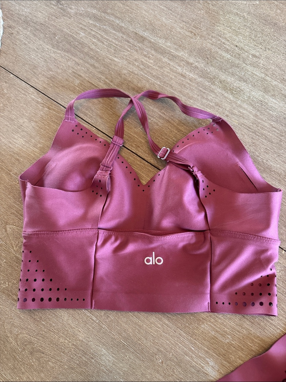 ALO Yoga High-Waist Airlift Laser Cut Set in Mars Clay Size Small - Picture 2 of 4